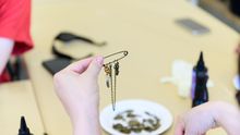 Стимпанк: уникальные украшения из эпоксидной смолы 9+
