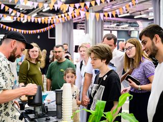 Заварка х Масленица: мастер-класс по кофеграфии