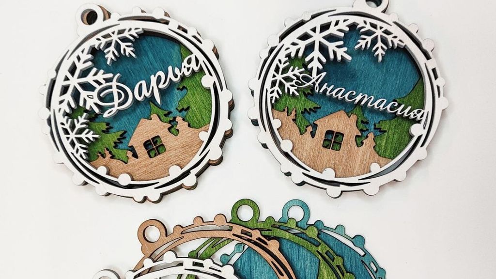 Мастер-класс по созданию многослойной елочной игрушки «Моя семья»