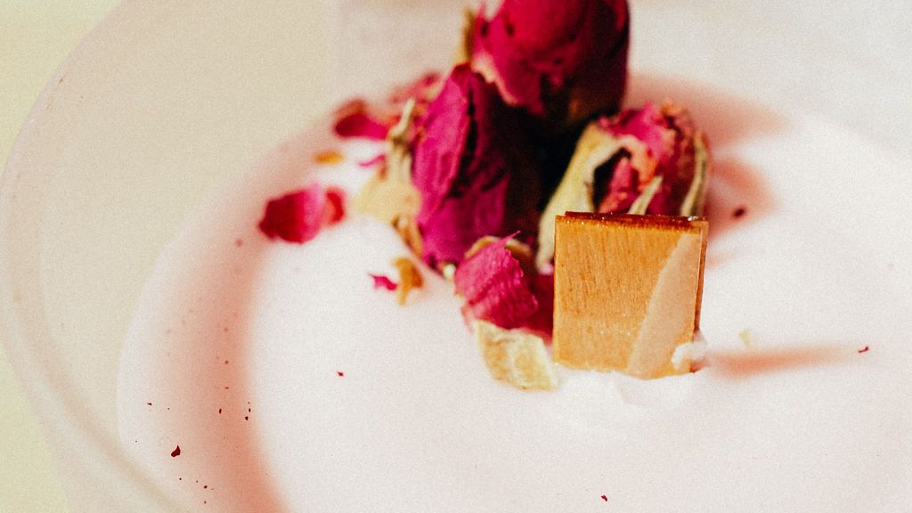 Мастер-класс по созданию контейнерной свечи «Форма любви»