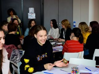 Лаборатория трансформационных игр «Я — женщина»